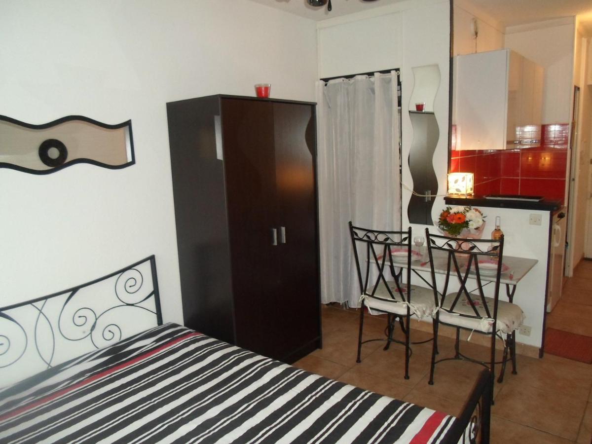 Studio Balaruc-les-Bains, 1 pièce, 2 personnes - FR-1-503-107 Esterno foto